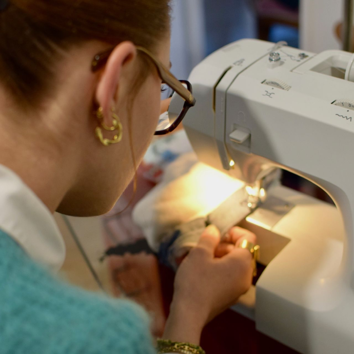 Alexia à sa machine